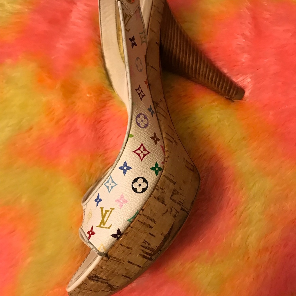 AUTHENTIC LOUIS VUITTON 🌈 multi color MONOGRAM